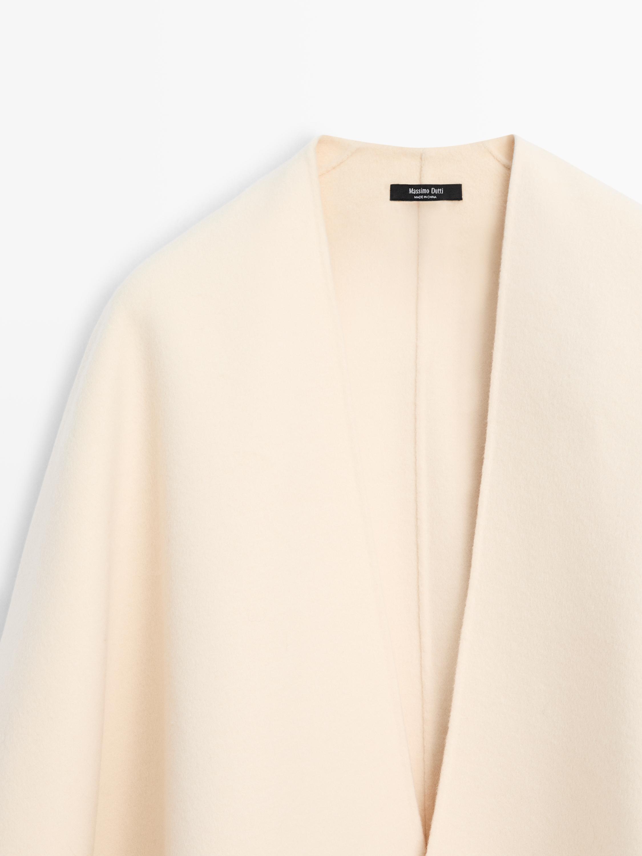 Cape en drap de laine mélangée